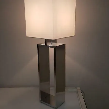 Mainstreet דירה *